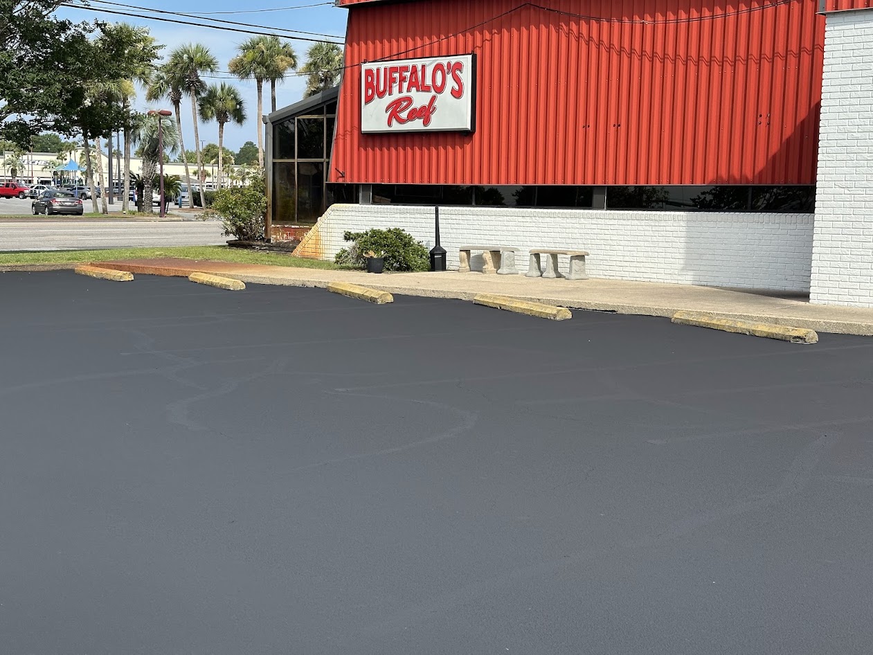 Restaurant parking pavement after maintenance